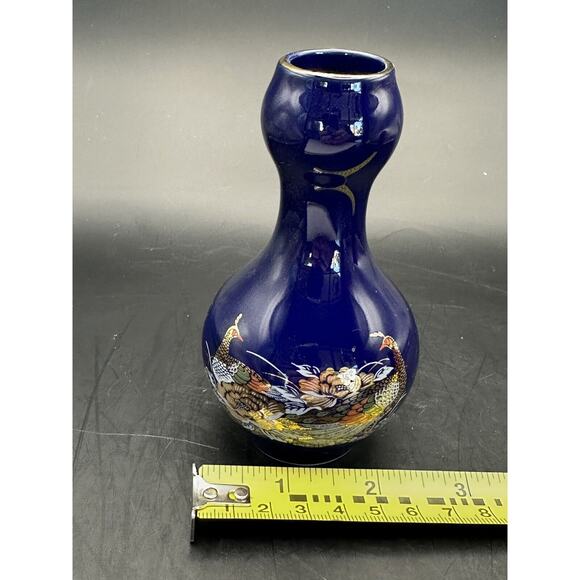 Vintage Small Japanese Kutani Porcelain Vase Peacocks Colbalt Blue 4.75 Inch - Picture 8 of 8